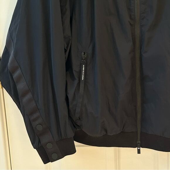 Athleta Allyson Felix Legend Oversized Jacket Black Size Medium - Picture 4 of 12